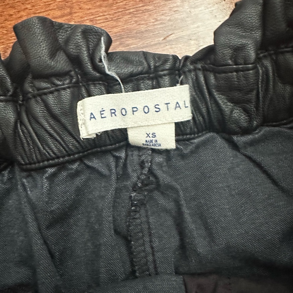 black pleather Aeropostale skort ! - Picture 4 of 4